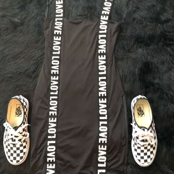 Body-Con Love Dress - Picture 3 of 4